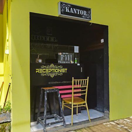 Spot On 91905 Hotel Cipto Arum Cilacap Exteriör bild